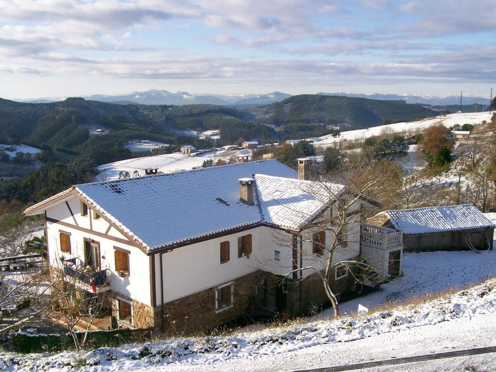 Agroturismo Kasa Barri Bermeo Exteriör bild